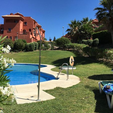 Luxury 2-Bedrooms & Bathrooms Estepona Apartment Exterior foto
