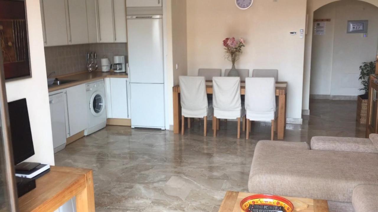 Luxury 2-Bedrooms & Bathrooms Estepona Apartment Exterior foto