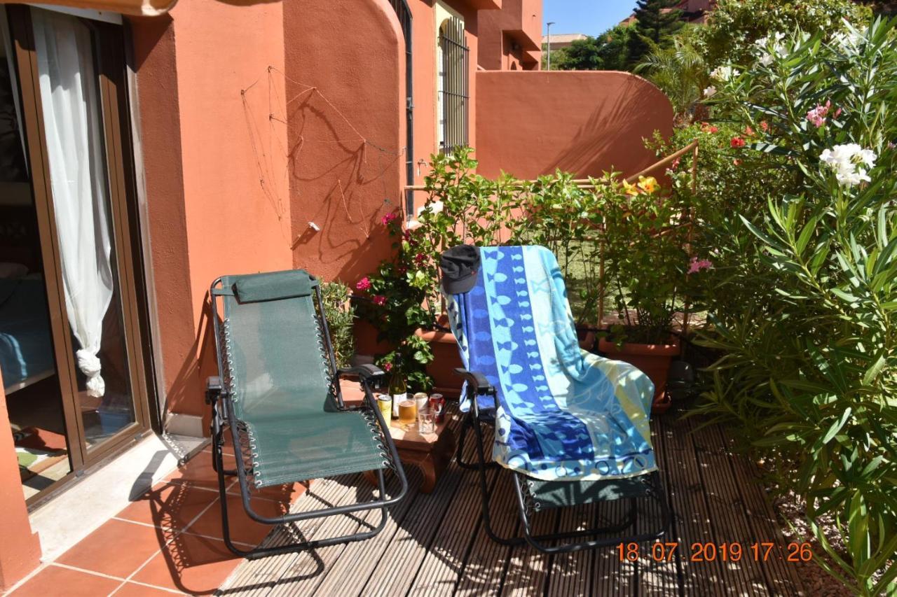 Luxury 2-Bedrooms & Bathrooms Estepona Apartment Exterior foto