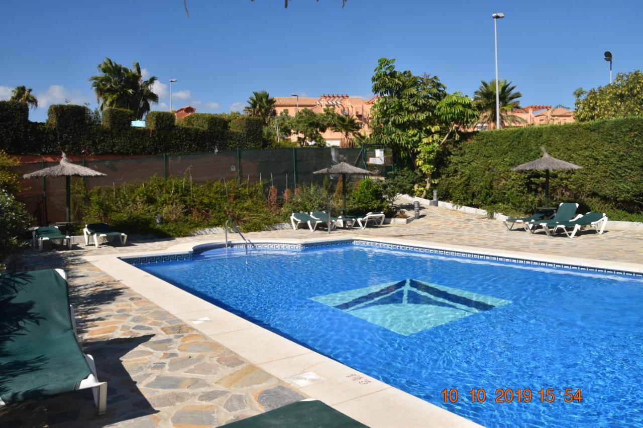 Luxury 2-Bedrooms & Bathrooms Estepona Apartment Exterior foto